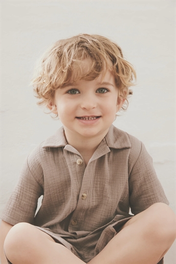 Huttelihut Skjorte - Kortærmet - Muslin - Moon Rock - i beigebrun