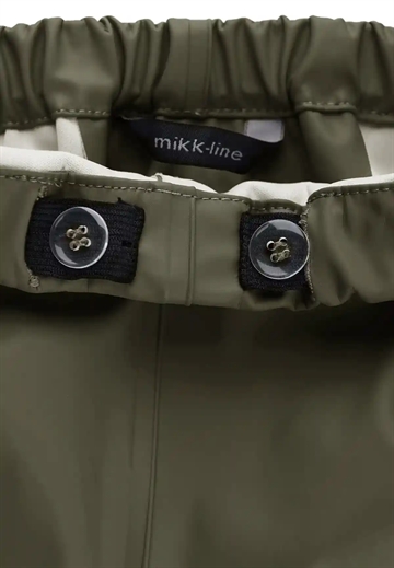 Mikk-Line Regntøj Dusty Olive i grøn med seler lavet i bæredygtigt PU