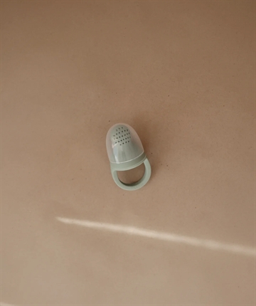 Mushie Food Feeder Cambridge Blue 2-pak