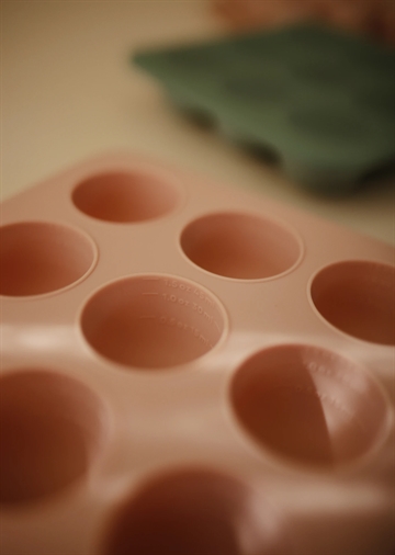 Mushie frysebakke til babymad - Blush