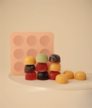 Mushie frysebakke til babymad - Blush