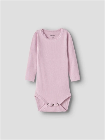 Name It Body - Kab Rib - Fragrant Lilac i pastelrosa