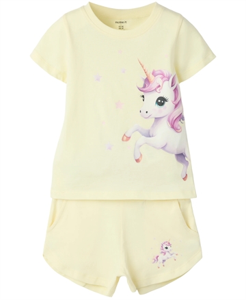 Name It T-shirt & Shortssæt - NmfHelgas - Pear Sorbet - i gul