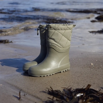 Wheat Termostøvler - Drizzle Snowboot - Dry Leaves - i støvet grøn