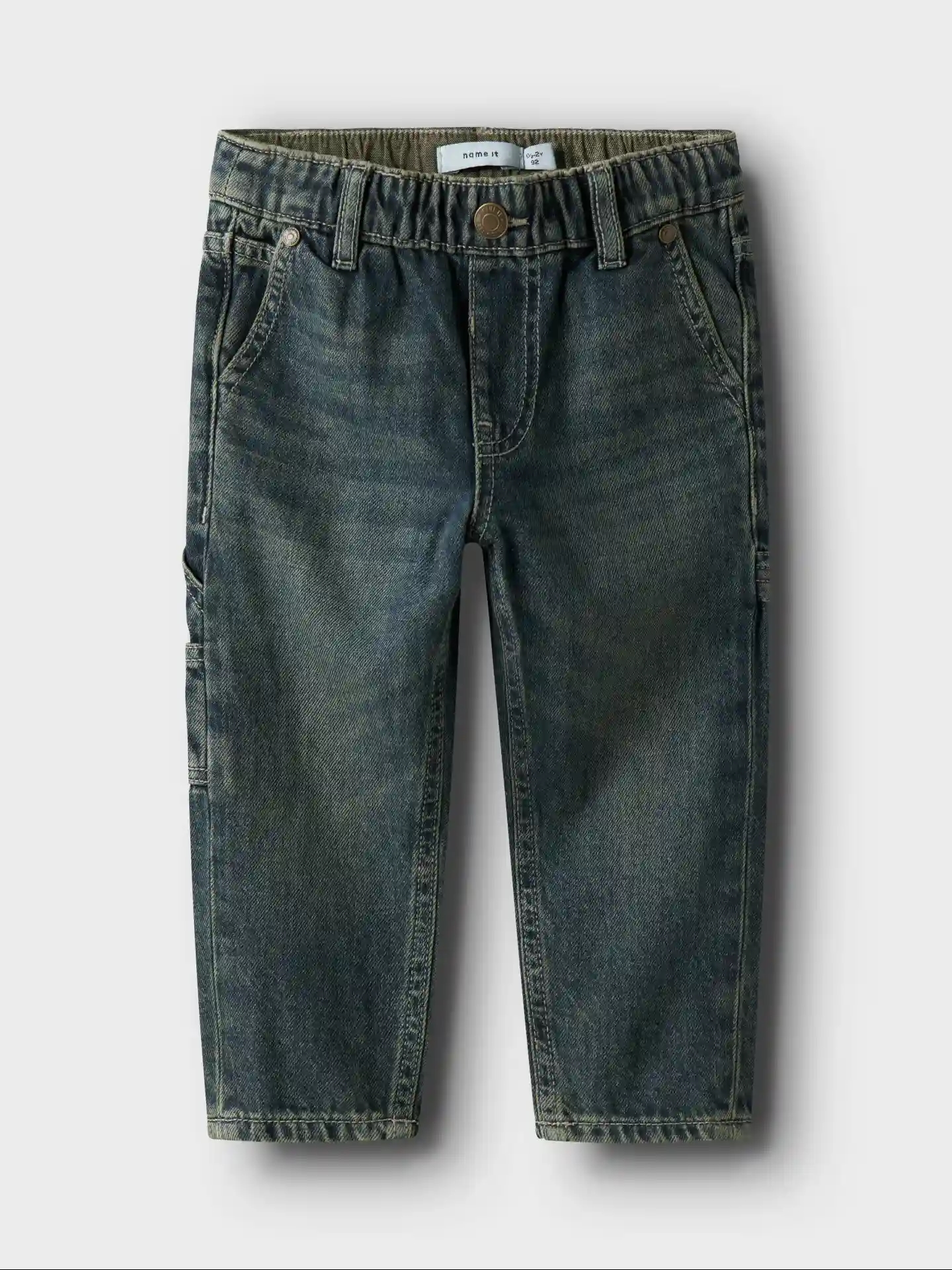 Name It jeans i tappered fit til børn set forfra
