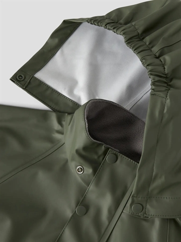 Name It Regntøj - NknDry10 Rain Set - Thyme - i grøn - vandtæt med højt vandsøjletryk på 10.000 mm