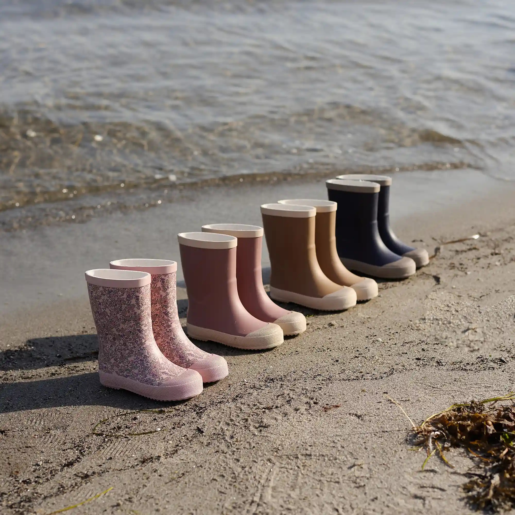 Wheat gummistøvler er vandtætte og behagelige at gå i.